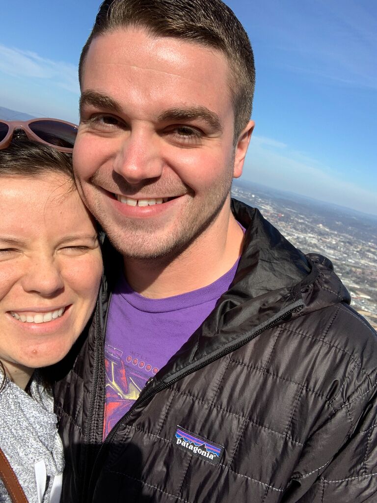 After a long-weekend in Chattanooga, Kelly's work has gone remote for the pandemic in March 2020, and so she decides to stay in Chattanooga for awhile...