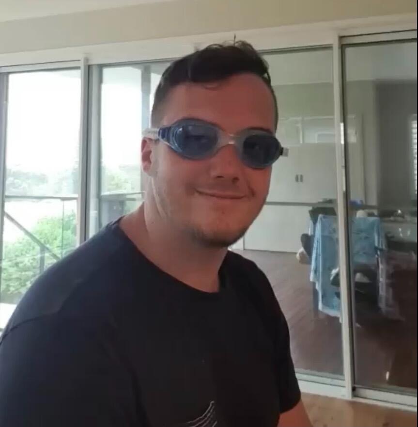 The two shared lots of cutesy dates at Ben’s home and Matilda’s. Mainly at Ben’s since he didn’t have his P’s yet. Who knows what is happening here…  Ben cannot swim for shit.