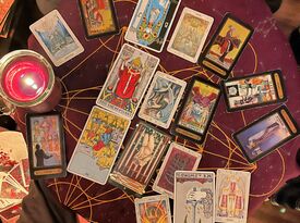 Lugal Tarot Readings - Tarot Card Reader - Saint Louis, MO - Hero Gallery 3