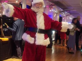 Real Beard Santa Joe - Santa Claus - Jersey City, NJ - Hero Gallery 4