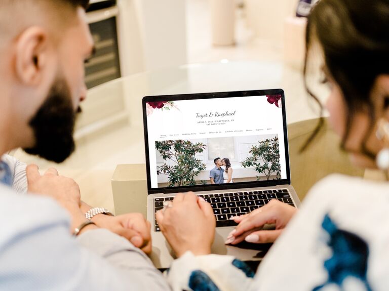 How to Easily Edit Your Wedding Website on The Knot