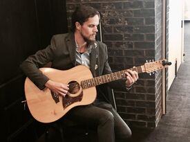 Blake Noble - Australian Guitarist - Acoustic Guitarist - Seattle, WA - Hero Gallery 1