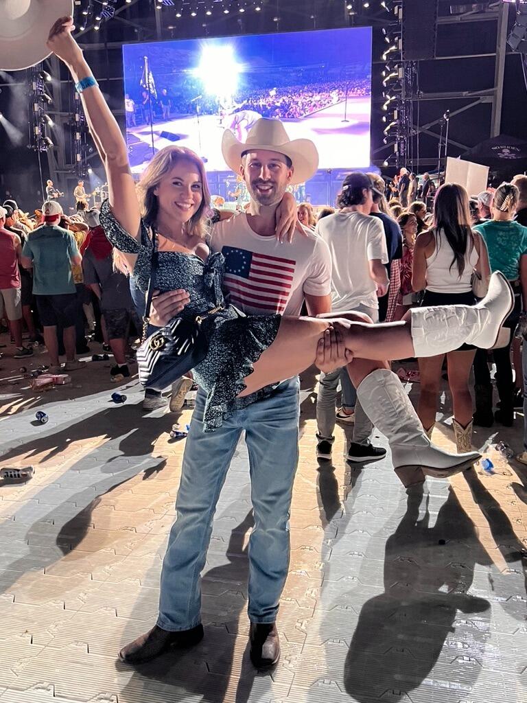 Bryan surprised Maddie with a country concert roadtrip. Three artists, three states, in three days!