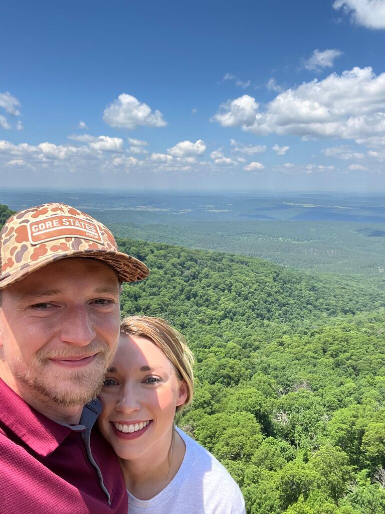 An impromptu picnic date on Magazine Mountain!