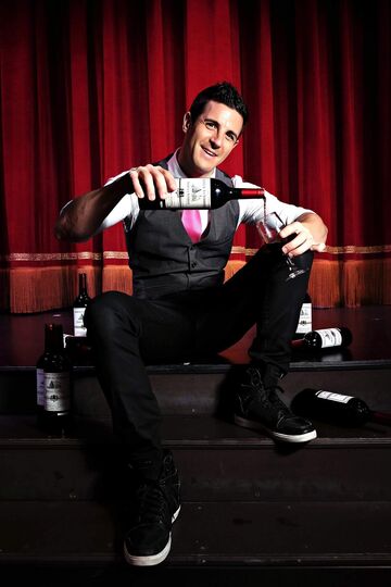 Titou "The French Touch of Magic" - Comedy Magician - Las Vegas, NV - Hero Main