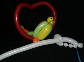 Family Fun Affair - Balloon Twister - Cincinnati, OH - Hero Gallery 2