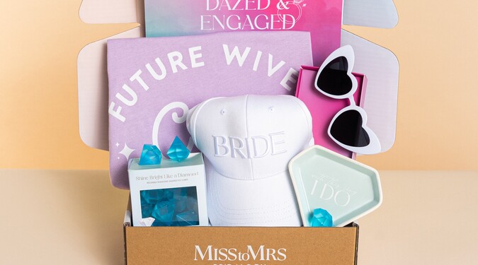 Miss high quality to Mrs. Wedding subscription boxes (3)