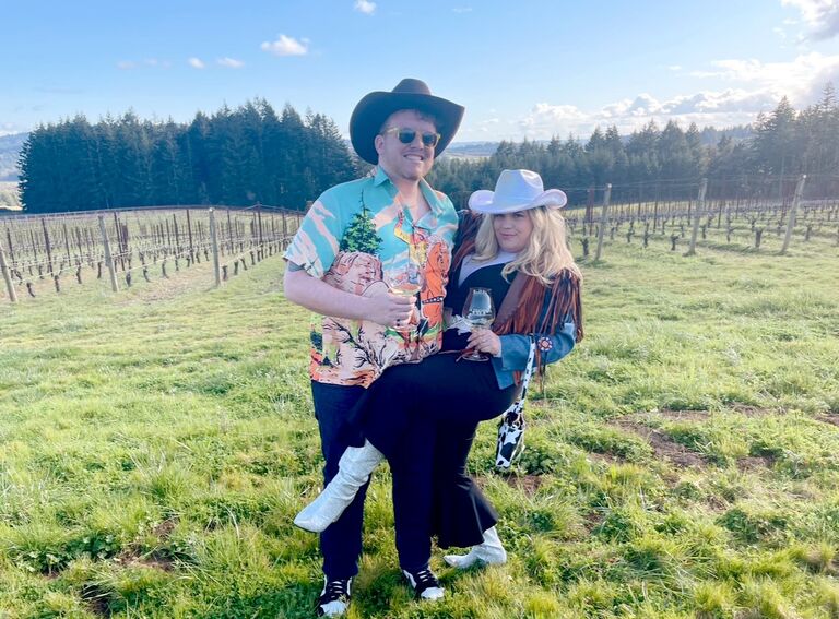 Celebrated Dani's birthday weekend in Oregon's wine country, outfits such a vibe as always. 