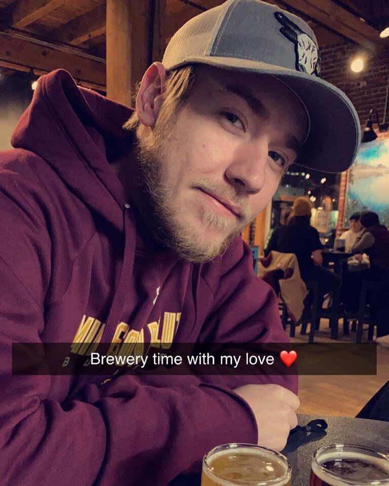 Duluth always seems to have a special place in our hearts. We celebrated our 6 month and 1 year anniversary up in Duluth going to brewery's and antiques shops. 