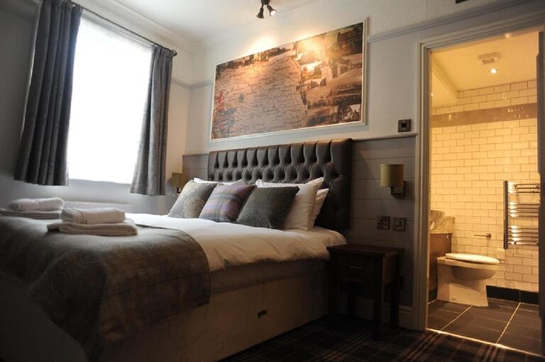 Angel @ KingSt, 96 King Street, Knutsford, WA16 6HQ (cheaper option)