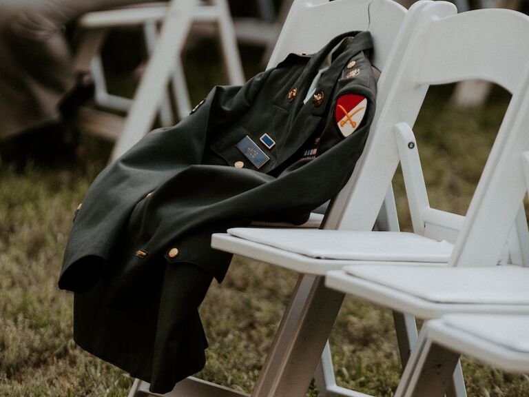 how to honor loved one at wedding lay jacket over empty seat