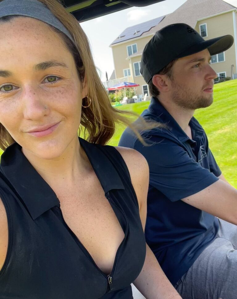 Jacqui killin it on the golf course