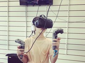 YokeyPokey Virtual Reality - Video Game Party Rental - Brooklyn, NY - Hero Gallery 3