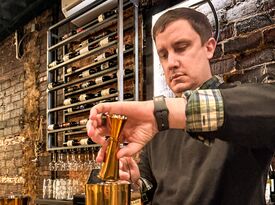 Bottle Caps and Bubbly - Bartender - Kingsport, TN - Hero Gallery 3