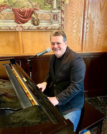 Bobby T Traveling Piano Bar - Pianist - Malvern, PA - Hero Main