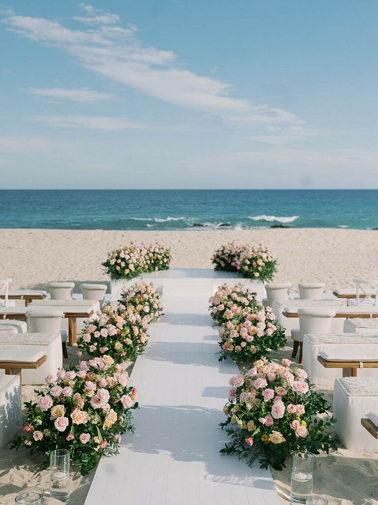 18 Gorgeous Beach Wedding Centerpieces