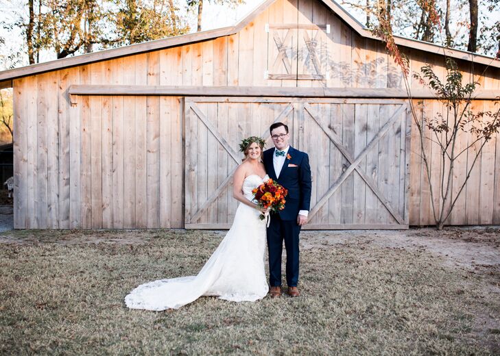 An Autumn Barn Wedding At Bobrook Farms In Roland Arkansas