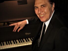 Wayne De La Cruz Music - Jazz Keyboardist - Vallejo, CA - Hero Gallery 1