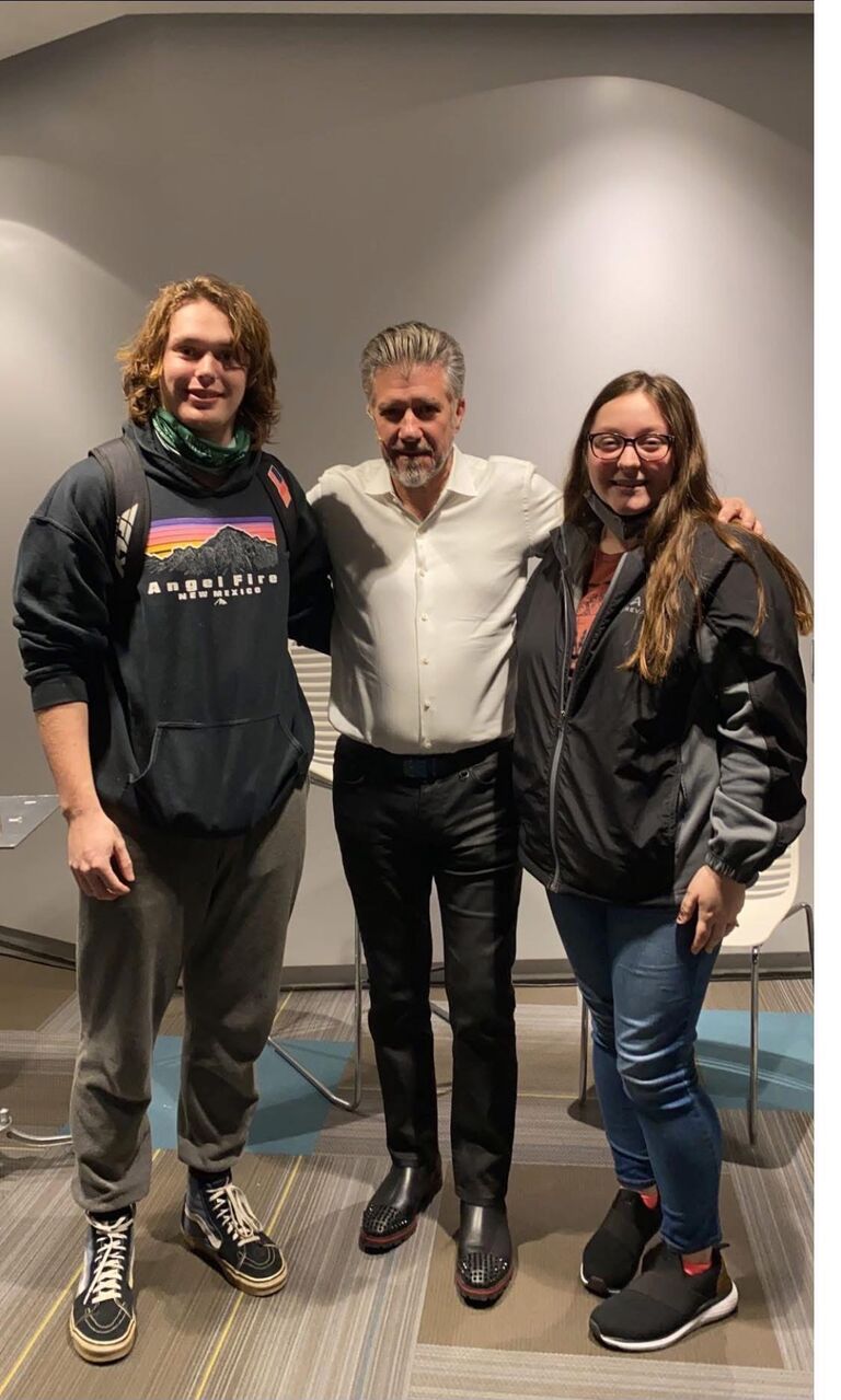 Covid Fun – magician night at Delta State!