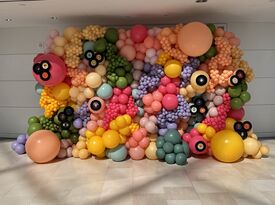 BalloonistaKC - Balloon Decorator - Kansas City, MO - Hero Gallery 2