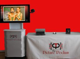 The Picture Podium Open Air Photo Booths - Photo Booth - San Diego, CA - Hero Gallery 2