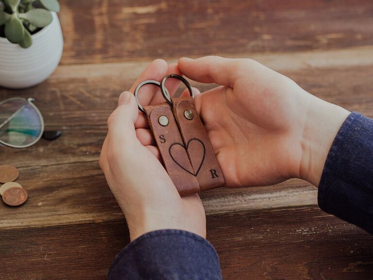12 Romantic Ideas for Giving Your House Key to Someone
