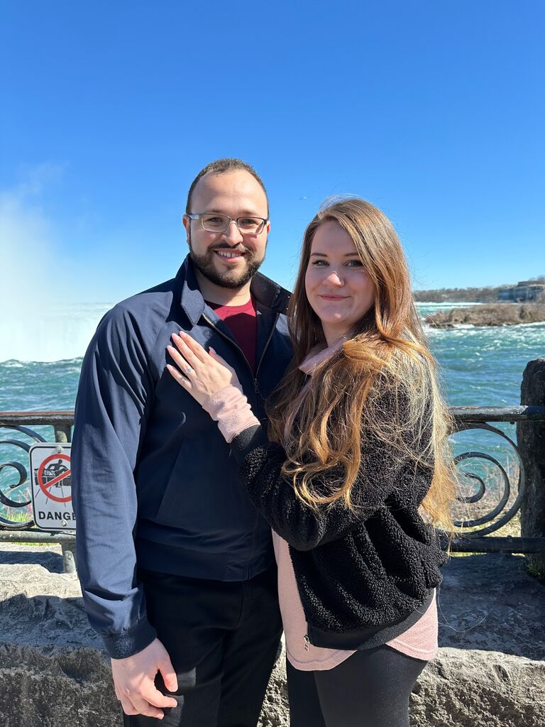Getting engaged in Niagara Falls