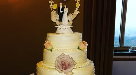 Jocelyn's Wedding Cakes and More.: December 2010