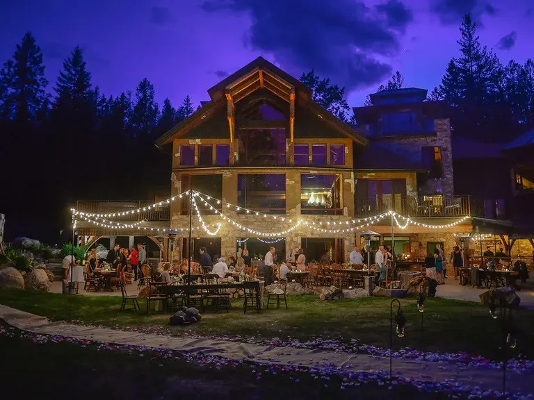 Talus Rock Retreat small wedding venue in Sandpoint, Idaho