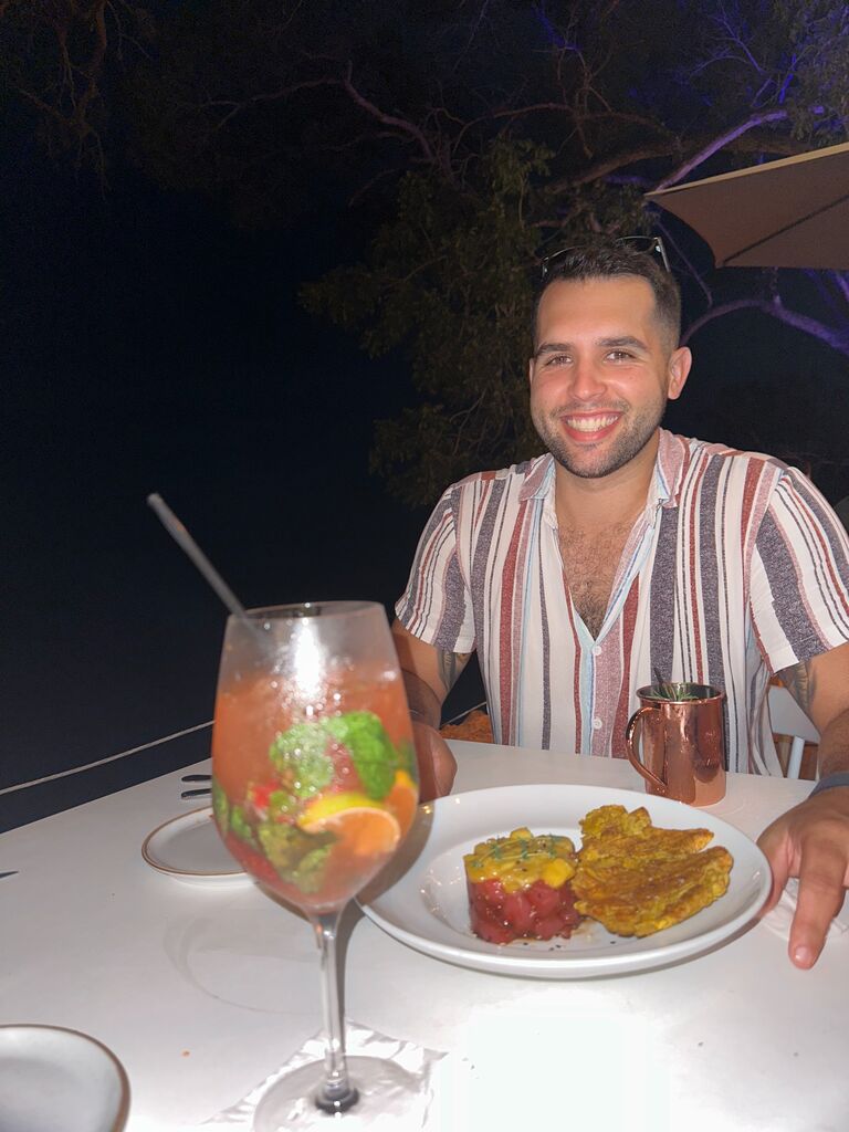 The changed dinner plans that ruined his plans... but worth it for this restaurant right on the beach