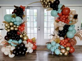 Decor by Dé - Balloon Twister - Atlanta, GA - Hero Gallery 4