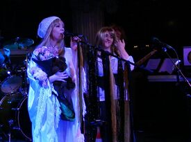 Gold Dust - Premier Fleetwood Mac Tribute Band - Cover Band - Portland, OR - Hero Gallery 3
