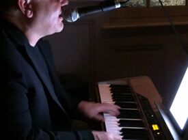 Scott Murray - Singing Pianist - Fairfield, CT - Hero Gallery 1