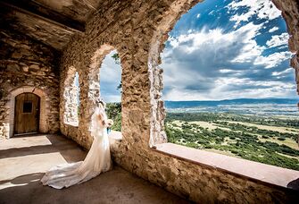 Cherokee Ranch and Castle in Sedalia, CO wedding venue