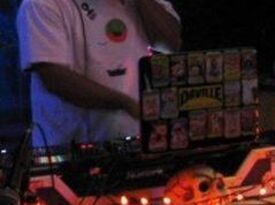 Dj Zester Hare - Hare Music Care - DJ - Fayetteville, NC - Hero Gallery 2