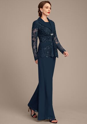 Celebrate this proud and beautiful milestone in the JJ's House Dariela Chiffon Mother of the Bride Pantsuit! Designed with elegant details and a sophisticated silhouette, this gorgeous outfit ensures you look stunning and feel confident as you witness your child's unforgettable day.