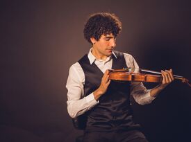 Ayrton Pisco - Solo Violin and String Quartet - Violinist - New Haven, CT - Hero Gallery 2