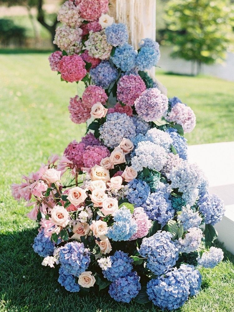 blue-and-pink hydrangea arrangement