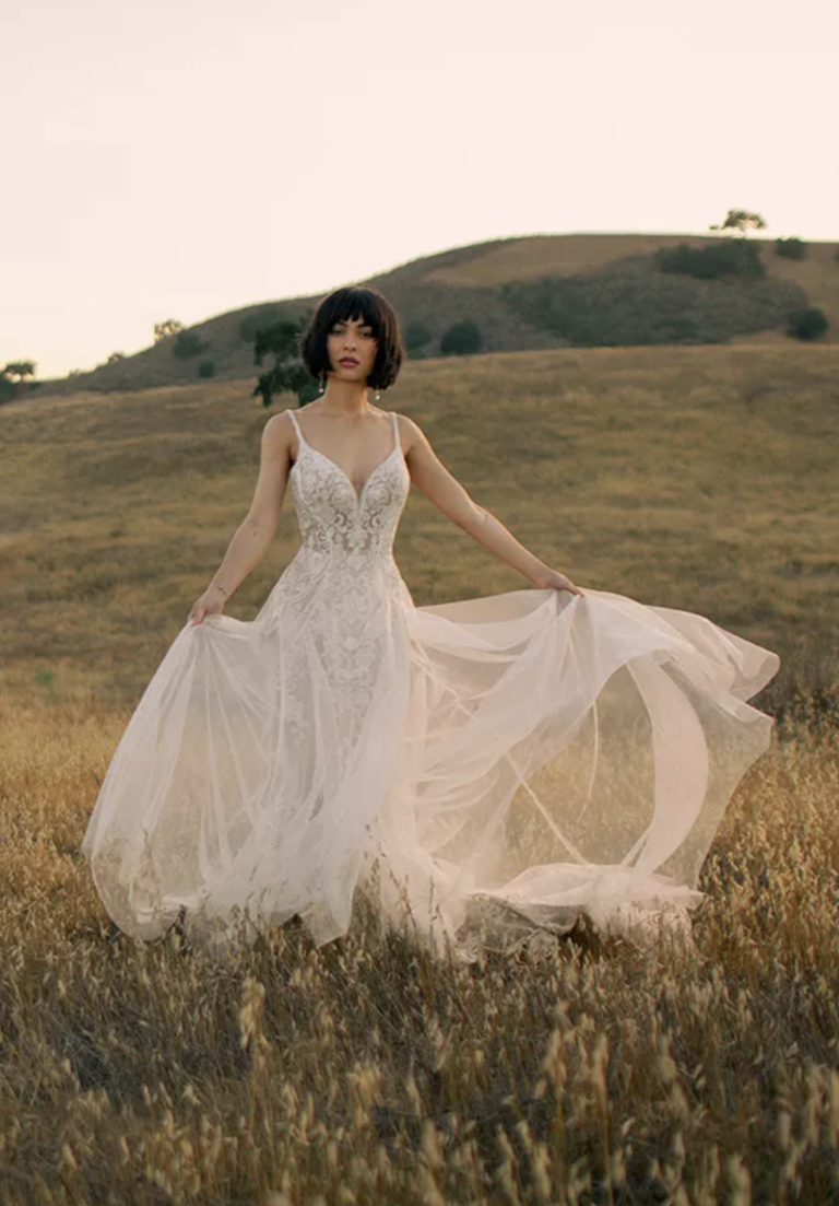 The Best Country Wedding Dresses For A Rustic Vibe