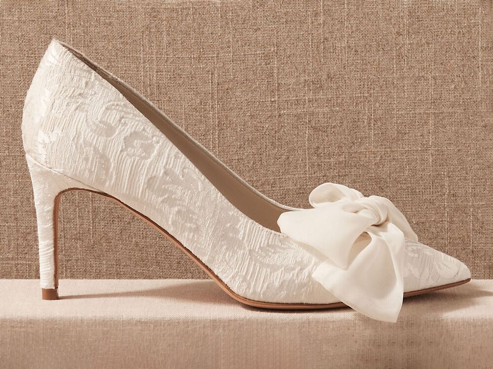 lace wedding shoes