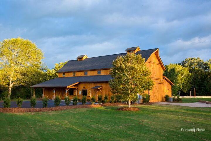 Windy Hill Wedding and Event Barn