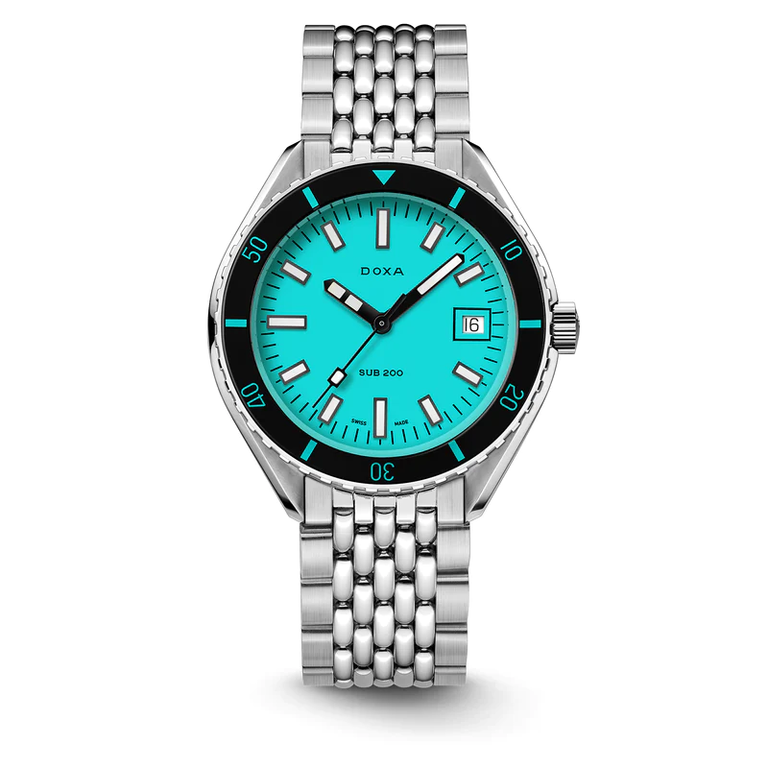 DOXA Sub 200 for your perfect wedding engagement