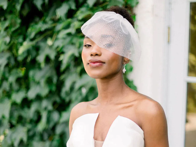 Stylish and Sophisticated Birdcage Veils - Chic Vintage Brides : Chic  Vintage Brides