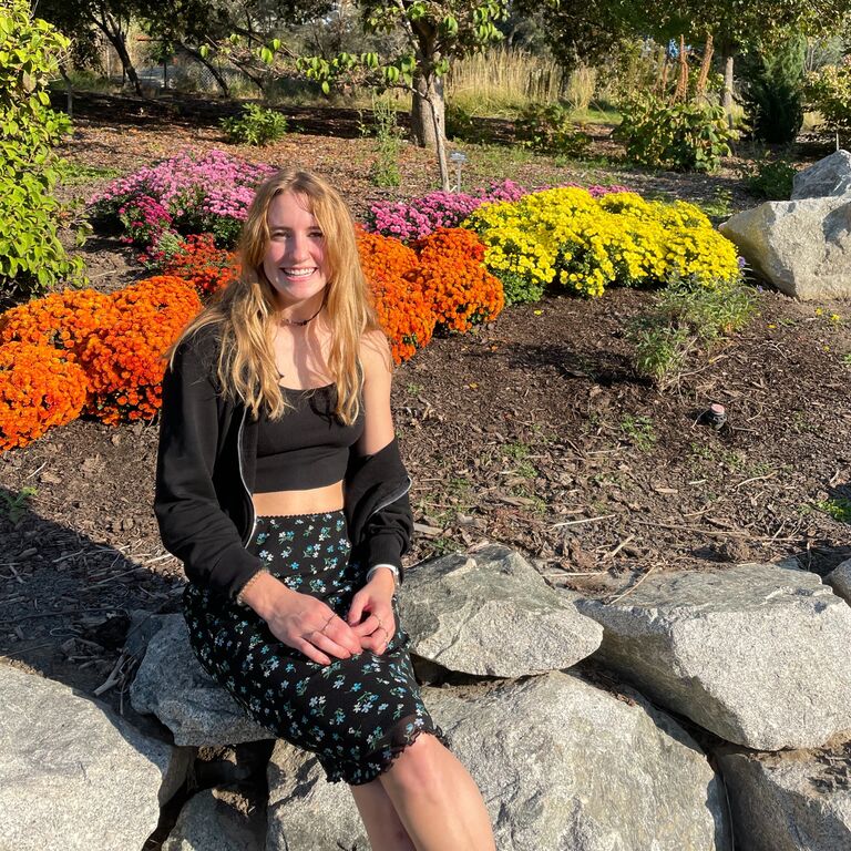 Visiting Traynor at college and seeing the U of I Botanical Gardens 🧡