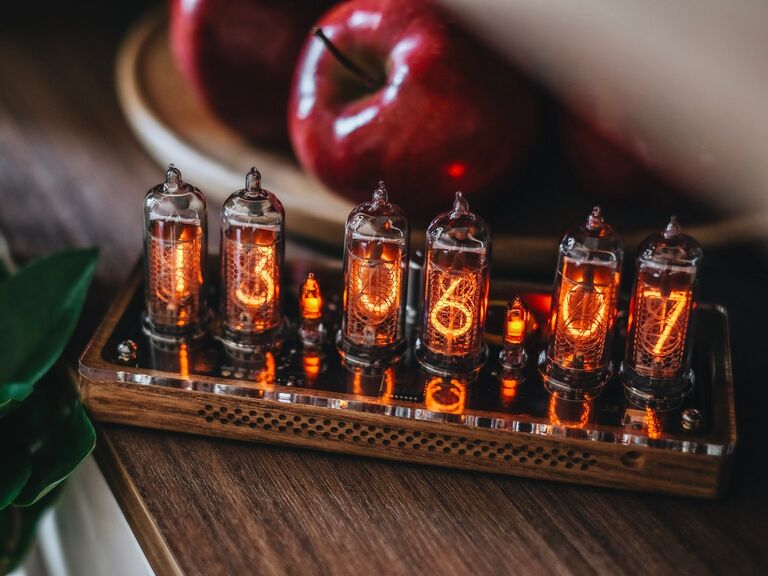 Nixie tube clock