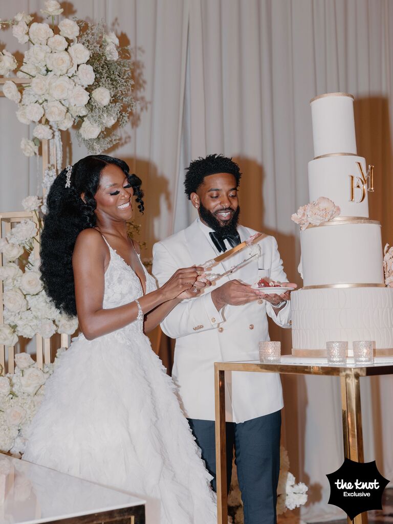 Deshauna Barber & Husband Marvin Echols Wedding Photos, Details