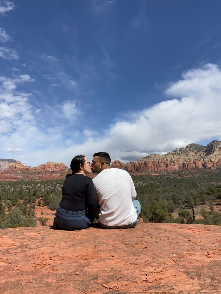 Our first trip to Arizona. We went to Sedona, the Grand Canyon, and Flagstaff. ------------

Nuestro primer viaje a Arizona. Fuimos a Sedona, el Gran Cañón y Flagstaff. 