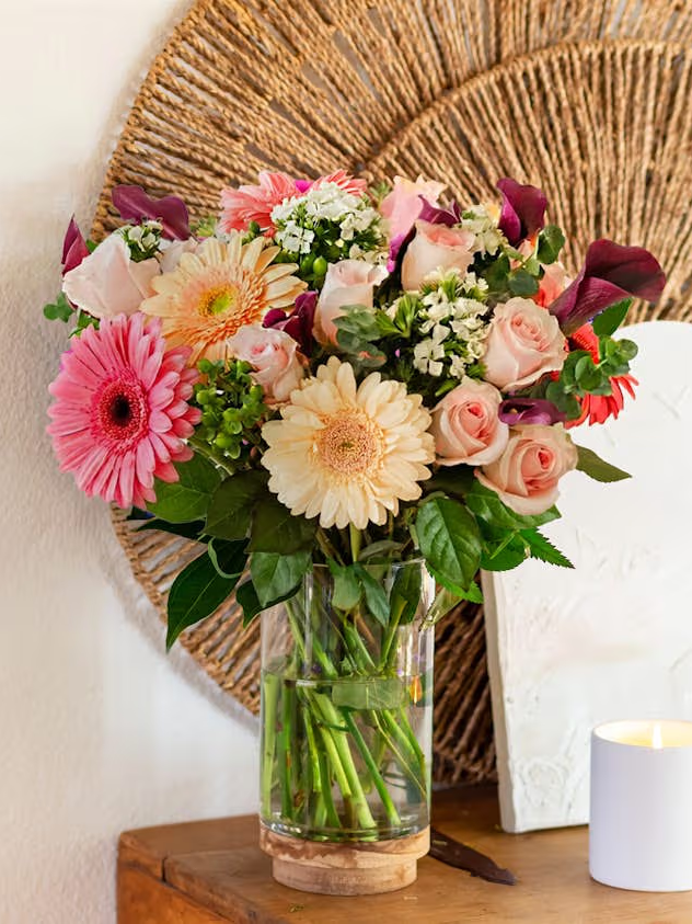 BloomsyBox flower subscription