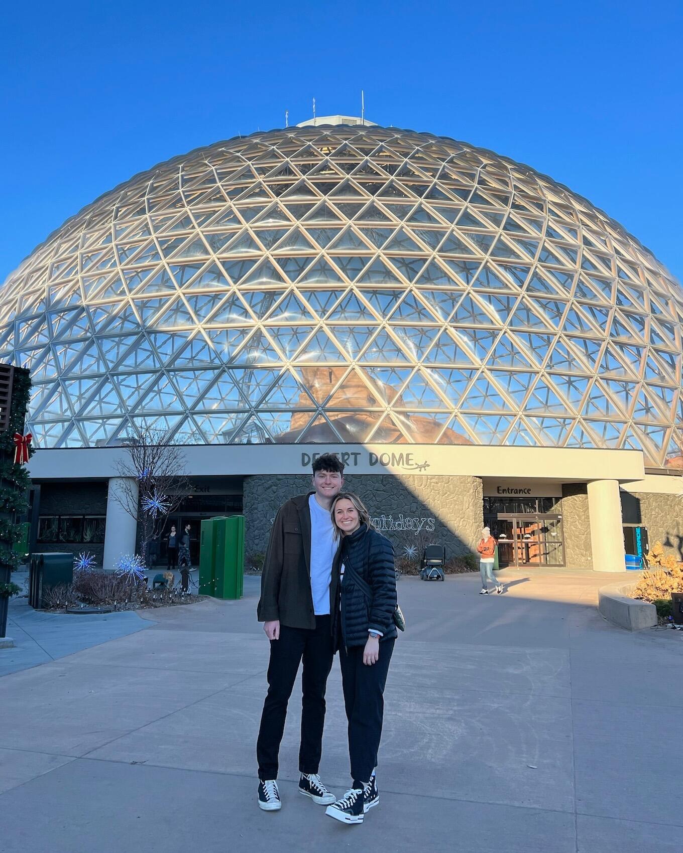 zoo date