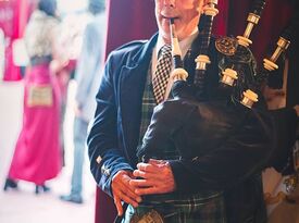 Robert Burns - Bagpiper - San Diego, CA - Hero Gallery 1